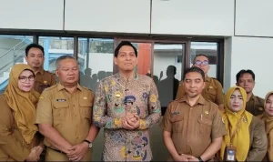 Bupati Indramayu Hadiri Pemeriksaan Pra-Operasi Katarak di RSUD Indramayu