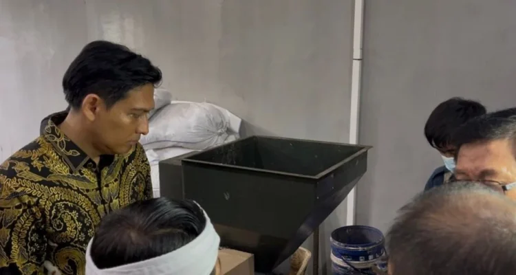 Bupati Indramayu Hadiri Rapat Koordinasi Pengelolaan Sampah di Bale Pakuan