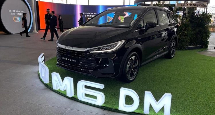 BYD Indonesia Buka Suara soal Dugaan Harga M6 DM yang Tersebar