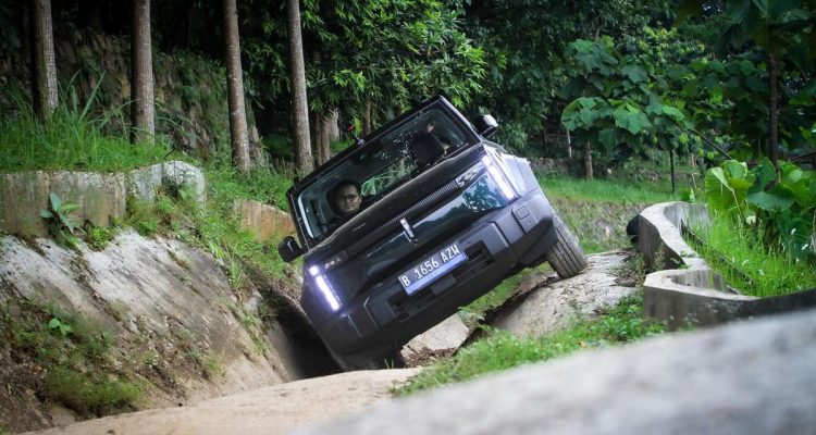 Chery Yakin iCAR V23 dan J6 Tak Saling Bersaing