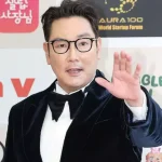 Cho Jin Woong Mundur dari Dunia Akting Akibat Skandal Masa Lalu