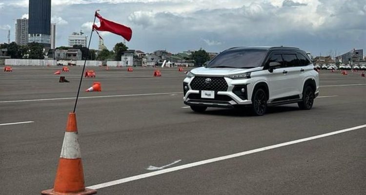 Dampak Tak Terduga Kenaikan Harga BBM Versi Toyota
