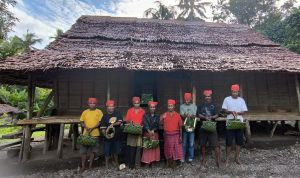 Demi Kurban di Kepulauan, Perjuangan Melintasi Medan Sulit