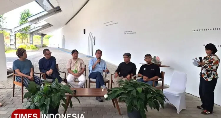 dotHub Hadir di Bandung dengan Pameran Karya 69 Kreator