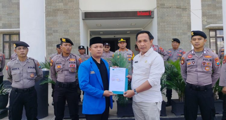 DPRD Pacitan Adakan RDP Bahas Nasib Guru Madrasah