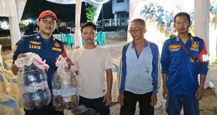 Dua Ular Kobra di Dapur Hajatan Pernikahan Lohbener, Warga Panik