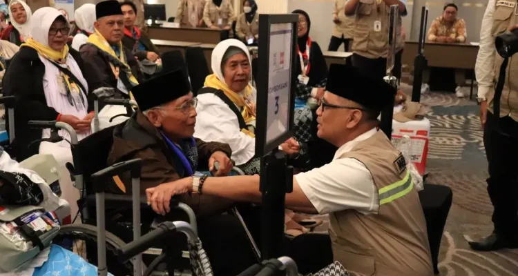 Emplak Haji di YIA Jadi Model Nasional