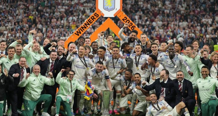 Freiburg Puji Penampilan Sempurna Aston Villa