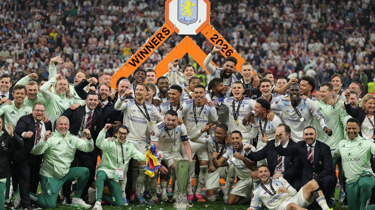 Freiburg Puji Penampilan Sempurna Aston Villa
