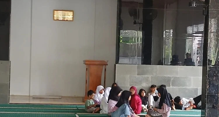 Gema Takbir Idul Adha Penuhi Desa, Syahdu Sentuh Hati