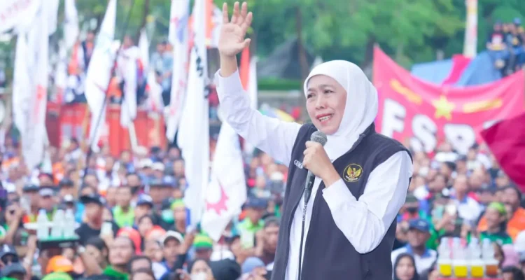 Gubernur Khofifah Berikan Kebijakan Pro-Buruh di Hari Buruh 2026