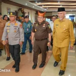 Gubernur Sumbar Mahyeldi Sambut Kajati Baru Dedie Tri Hariyadi