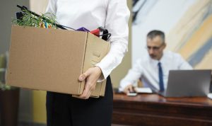 hak-karyawan-saat-phk-dan-prosedur-hukum-ketenagakerjaan-terbaru-16403 Hak Karyawan Saat PHK dan Prosedur Hukum Ketenagakerjaan Terbaru