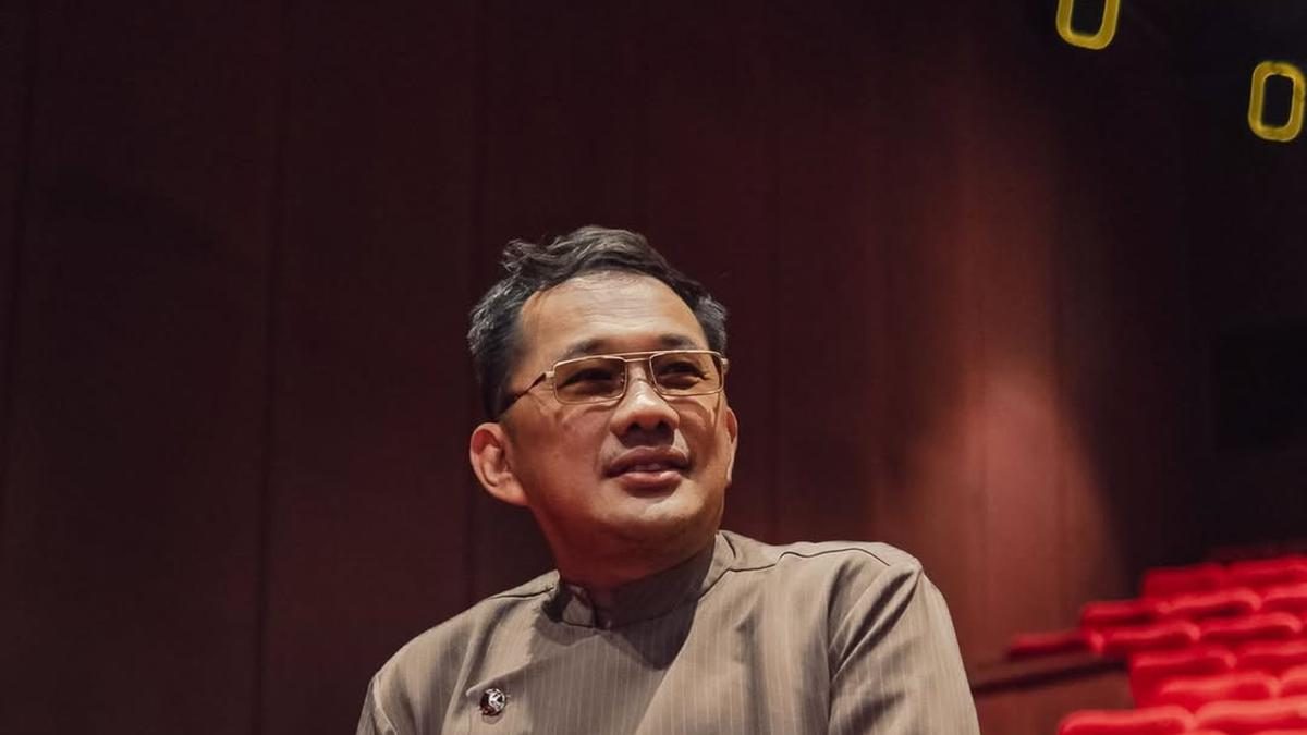 Hanung Bramantyo Tak Ingin Dipanggil Haji Karena Merasa Belum Layak