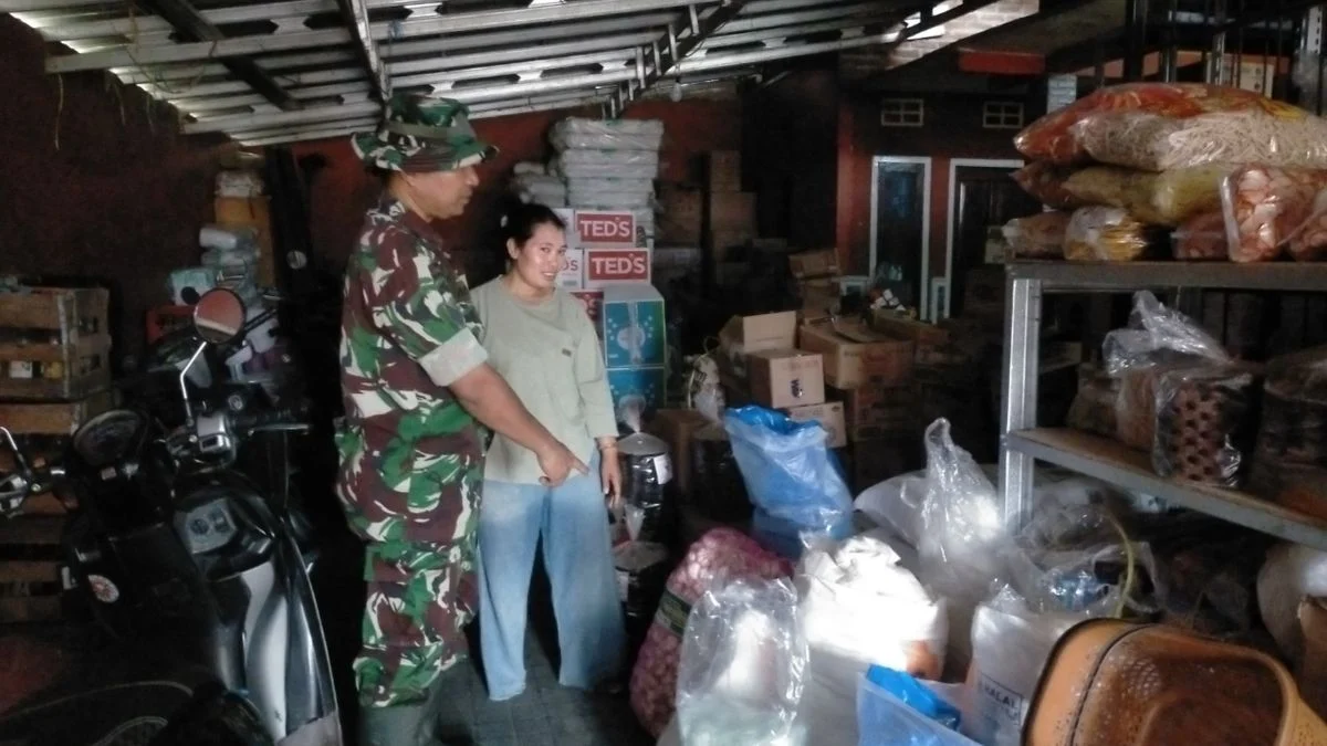 Harga Sembako Indramayu Bergejolak: Babinsa Pantau Pasar, Daging Sapi Rp130 Ribu