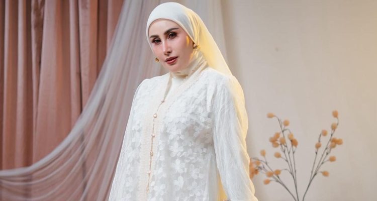 Herni Ekamawati Rilis Dua Lagu Baru, Satu Tentang Ibu Pendoa