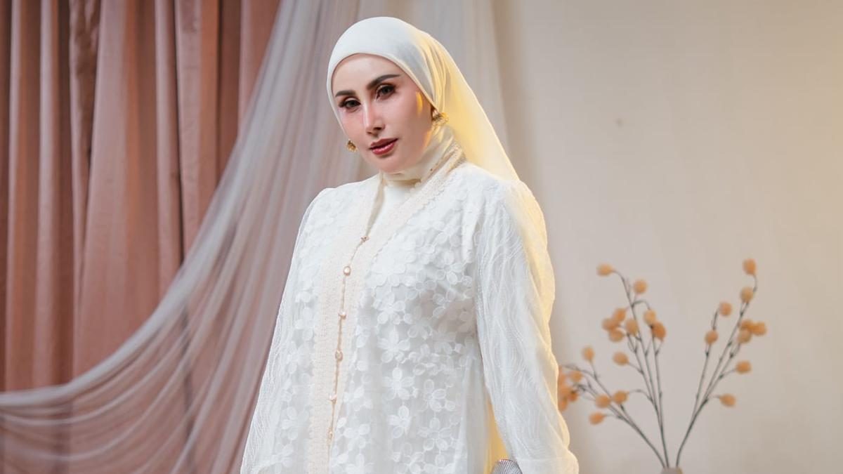Herni Ekamawati Rilis Dua Lagu Baru, Satu Tentang Ibu Pendoa