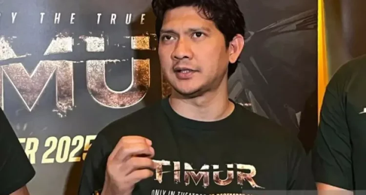 Iko Uwais Jadi Sutradara untuk Film Timur