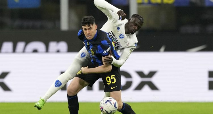 Inter Milan Tegas Tak Jual Alessandro Bastoni, Real Madrid dan Barcelona Kecewa