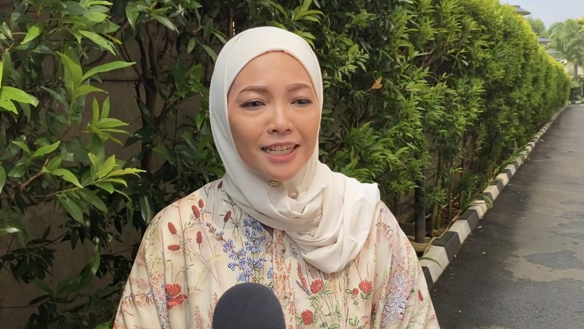 Istri Bawakan Tempe Goreng dan Cerita untuk Gus Yaqut di Rutan