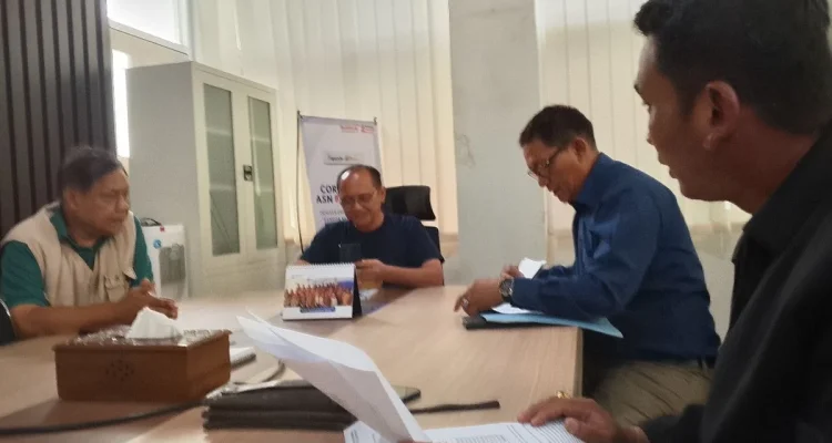 IWOI Geram: Bapenda Belum Jelas, Polemik Pajak Reklame ke Kejari
