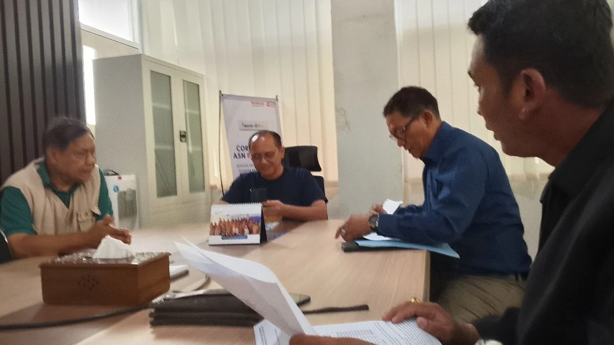 IWOI Geram: Bapenda Belum Jelas, Polemik Pajak Reklame ke Kejari