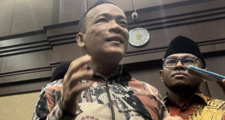 Jaksa KPK Ajukan Tuntutan 5 Tahun Penjara untuk Eks Wamenaker