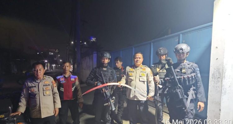 Jejak Parang Sepanjang Satu Meter di Lokasi Tawuran Kosambi
