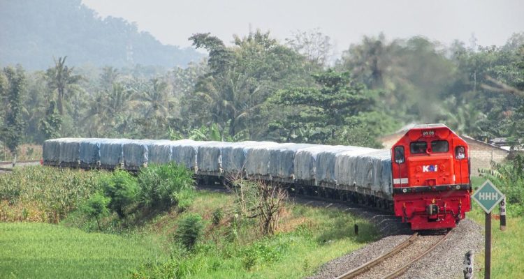 KAI Logistik Angkut 936 Ribu Ton Batu Bara di April 2026