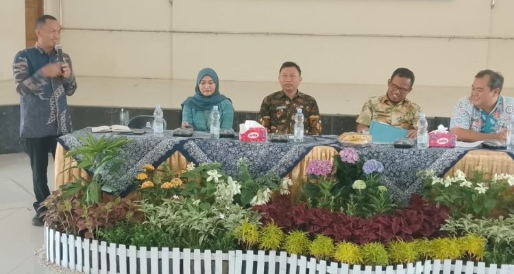 Karang Taruna Indramayu: Garda Terdepan Pelayanan Sosial DPMD