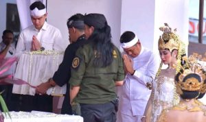 KDM Kembalikan Mahkota Binokasih ke Museum Prabu Geusan Ulun: Dorong Budaya Jabar