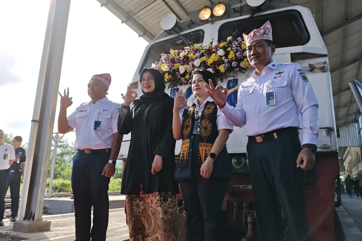 Kereta Api Sangkuriang Resmi Beroperasi, Hubungkan Banyuwangi dan Bandung