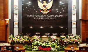Kisah Menyentuh Warga Indramayu: Dari Gedung Dewan Hingga Tinggal di Rumah Saudara