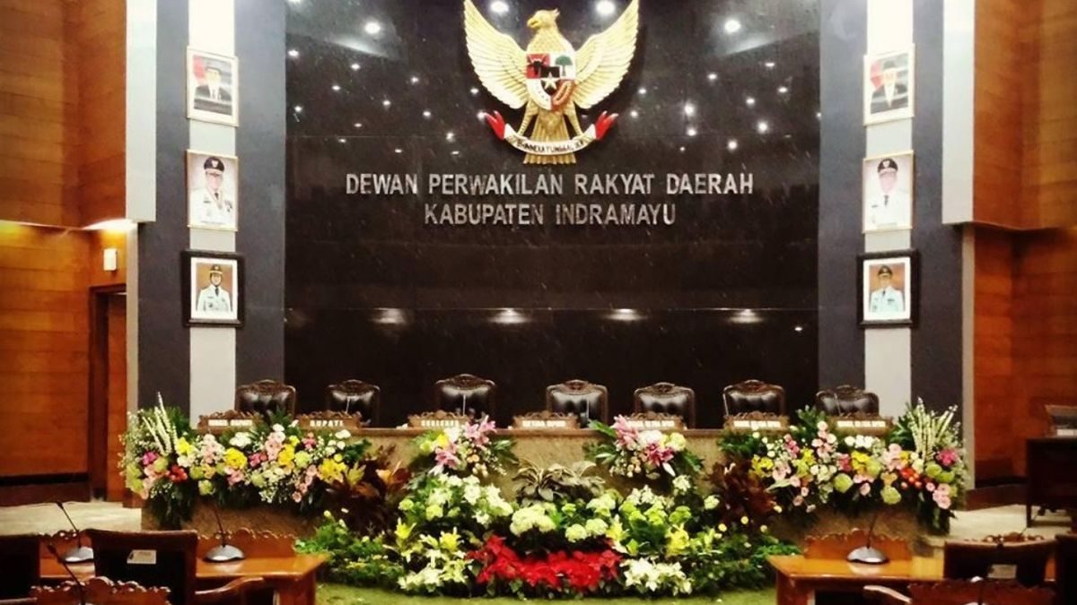 Kisah Menyentuh Warga Indramayu: Dari Gedung Dewan Hingga Tinggal di Rumah Saudara