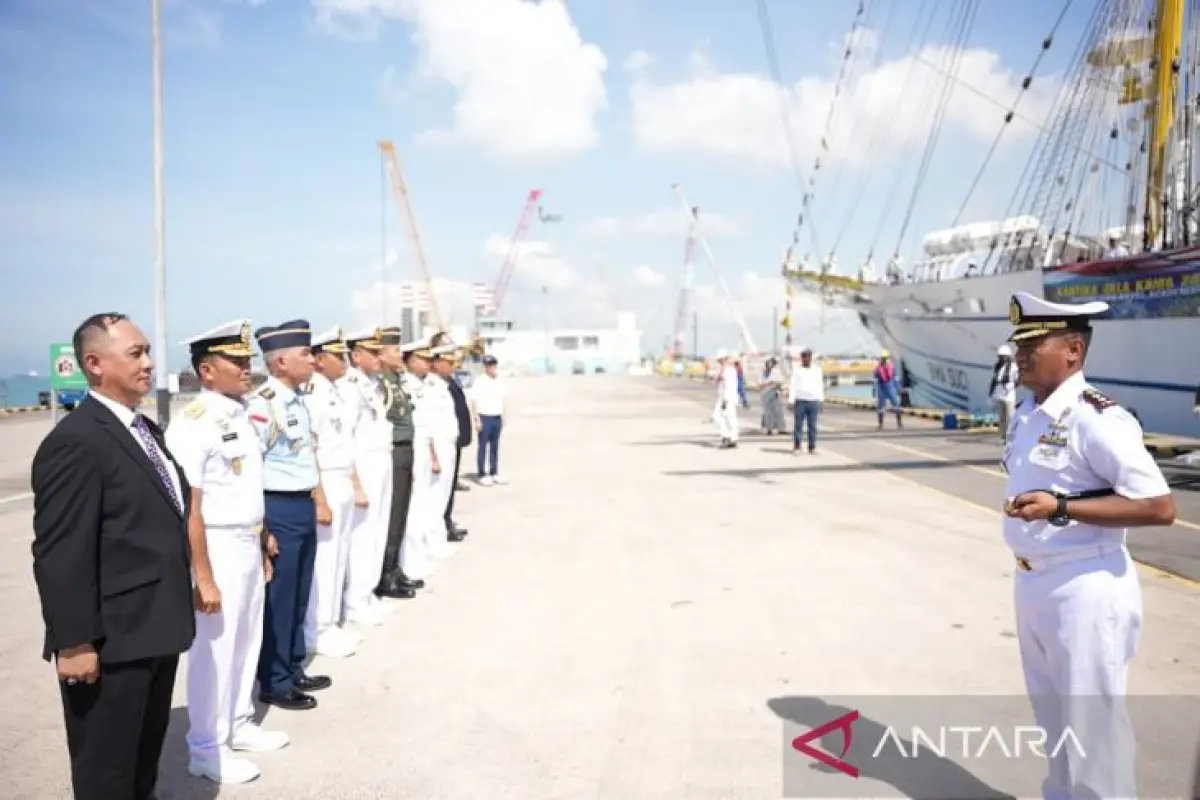 KRI Bima Suci Tiba di Singapura dalam Misi Diplomasi