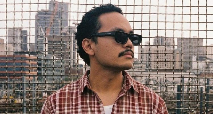 Lirik Lagu Rajasinaga: Cinta yang Rumit dalam "If I Had to Write a Song About You