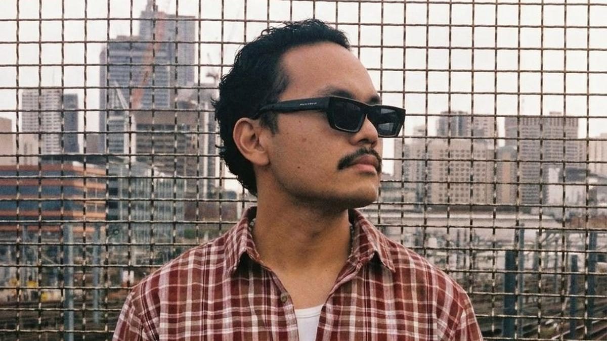 Lirik Lagu Rajasinaga: Cinta yang Rumit dalam "If I Had to Write a Song About You