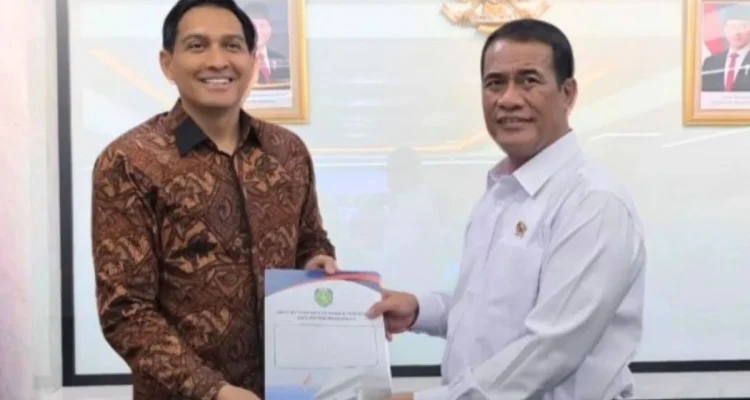 Lucky Hakim Sampaikan Aspirasi Petani Indramayu ke Menteri Pertanian untuk Perkuat Ketahanan Nasional