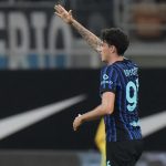 Madrid Siap Rebut Bastoni dari Barcelona