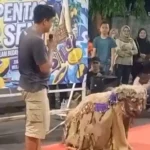 Malam Ini, Pasar Mambo Makin Meriah dengan Pentas Seni Berokan