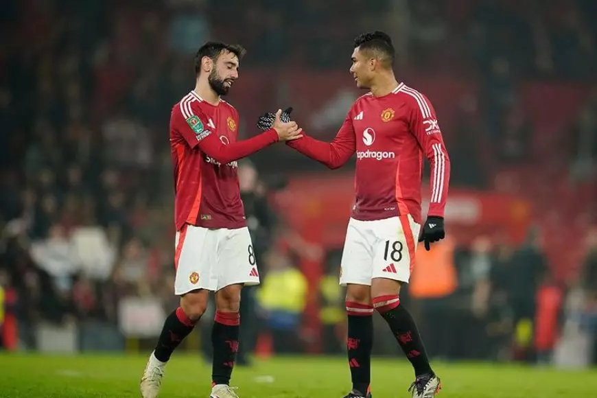 Manchester United Raih Kemenangan 5-2 atas Leicester di Carabao Cup, Debut Manajer Interim Van Nistelrooy Berjalan Mulus
