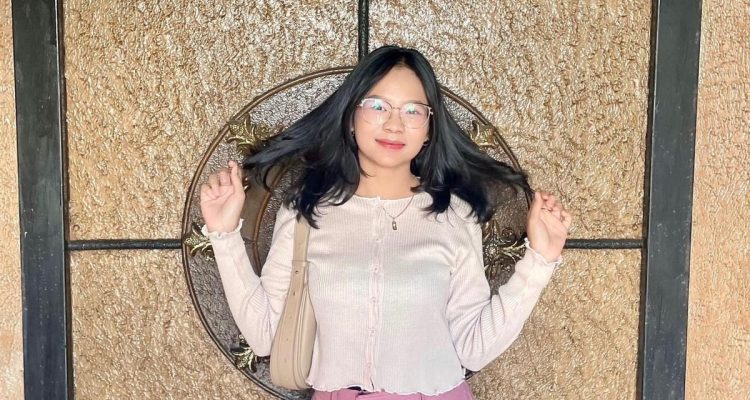 Megan Litani Merilis Lagu Romantis Kisses Hill yang Penuh Perasaan