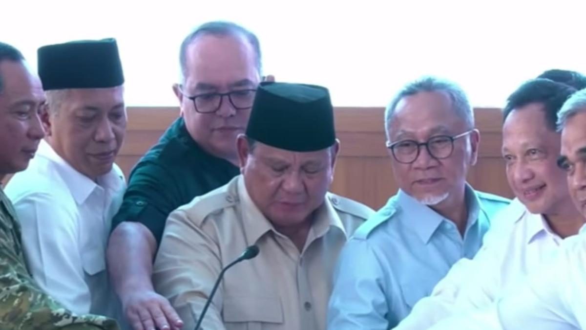 Mendagri Hadiri Peresmian 1.061 Koperasi Merah Putih