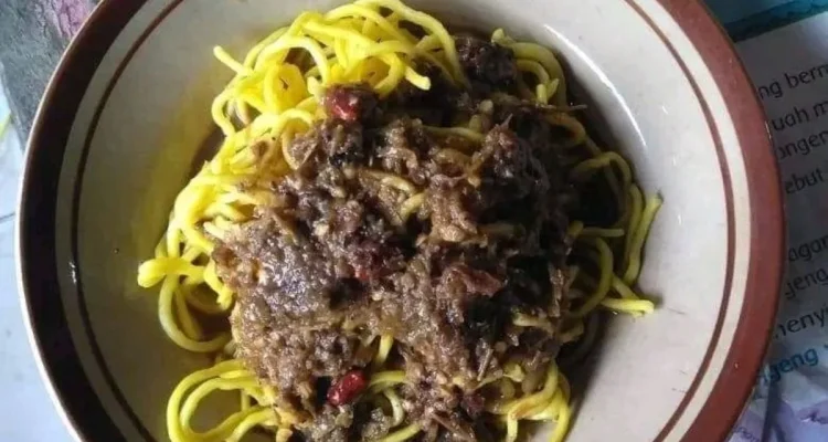 Mie Srodot Indramayu: Kuliner Pedas Legendaris Bikin Ketagihan