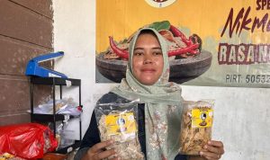 Modal 300 Ribu, Bisnis Maminom Snack Rena Berbuah Tanah dan Rumah