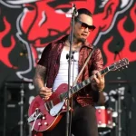 Musisi Band yang Lebih Dikenal Daripada Sang Vokalis