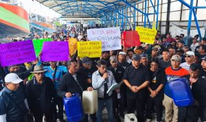 Nelayan Pantura Indramayu Protes Kenaikan Harga Solar, Aktivitas Melaut Terganggu