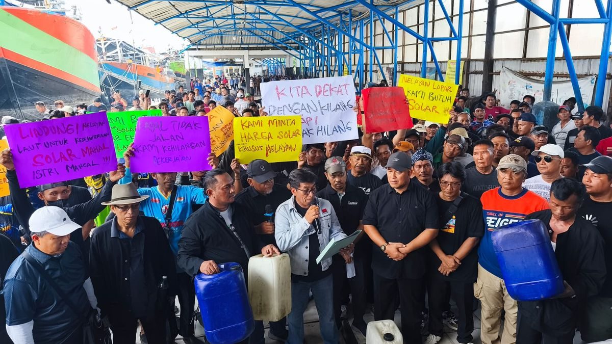 Nelayan Pantura Indramayu Protes Kenaikan Harga Solar, Aktivitas Melaut Terganggu