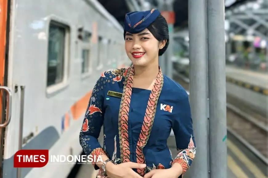 Oktavia Dwi Untari, Pramugari yang Wujudkan Impian Ibu, Penopang Keluarga Sejak Ayah Tiada