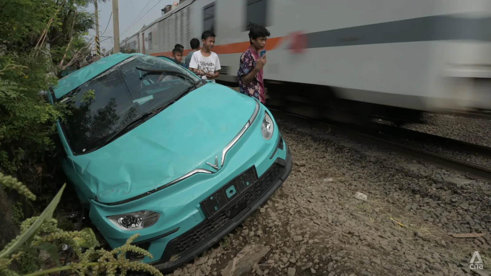 Pemeriksaan Polisi Terhadap Manajemen Taksi Green SM dan Ditjen KA Terkait Kecelakaan Kereta Bekasi